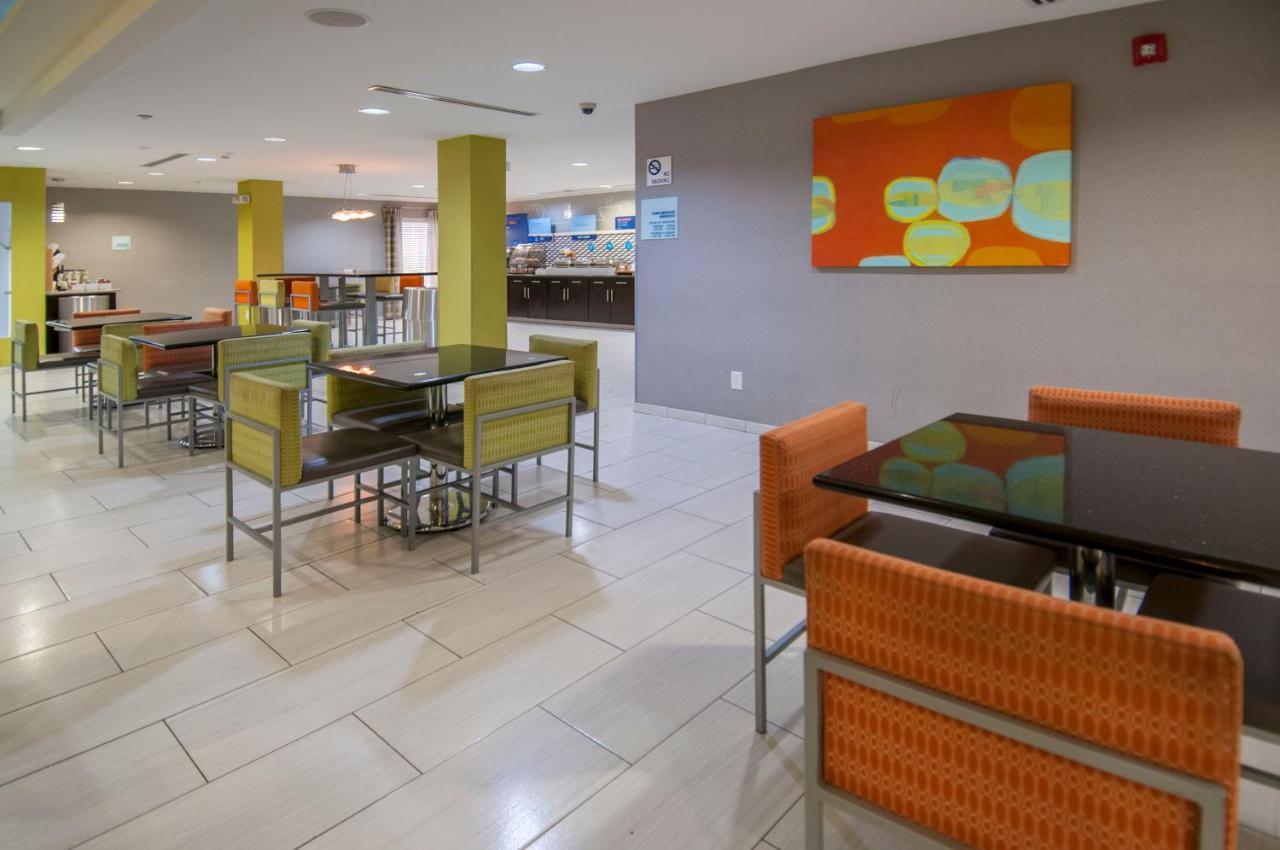 Holiday Inn Express & Suites Jackson Downtown - Coliseum By Ihg Eksteriør bilde