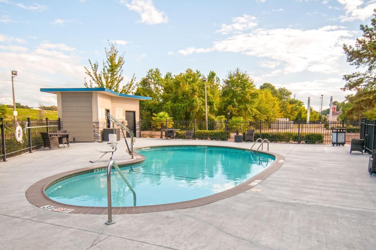 Holiday Inn Express & Suites Jackson Downtown - Coliseum By Ihg Eksteriør bilde