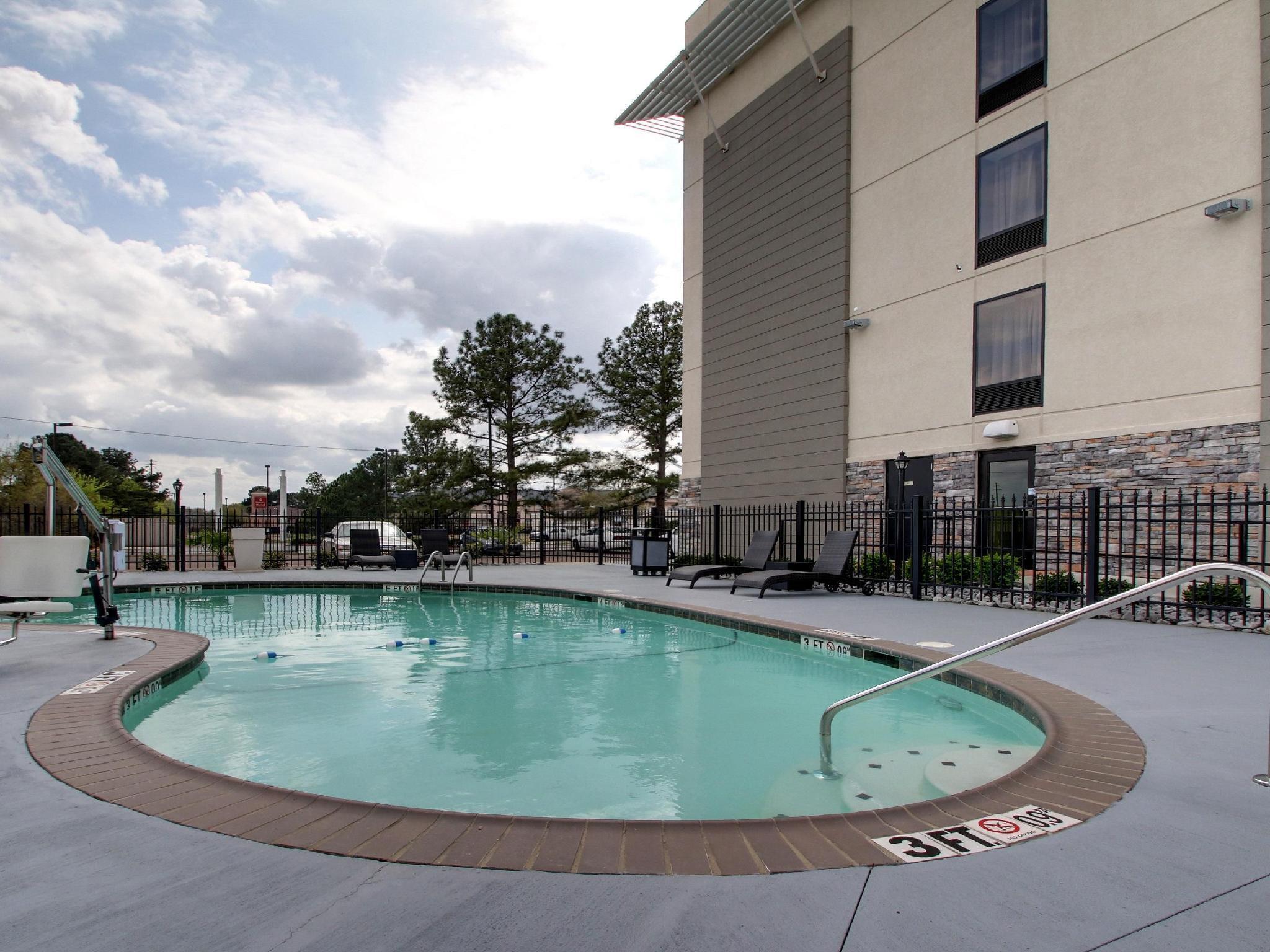 Holiday Inn Express & Suites Jackson Downtown - Coliseum By Ihg Eksteriør bilde